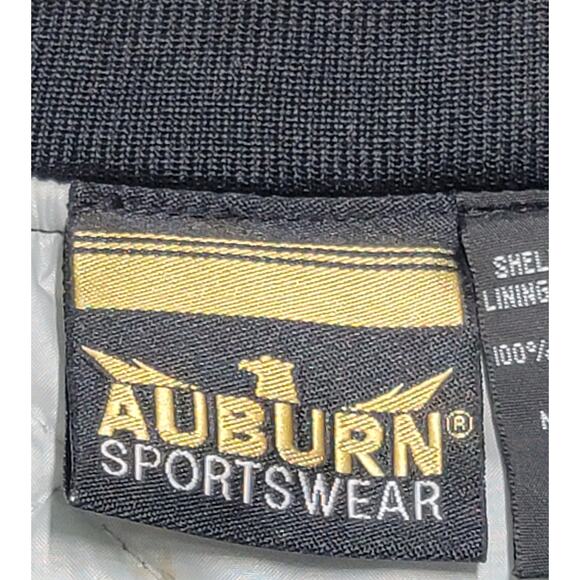 Black The DART Advantage Embroidered Quilted Jacket XL New Without Tags Comfy - Picture 5 of 7